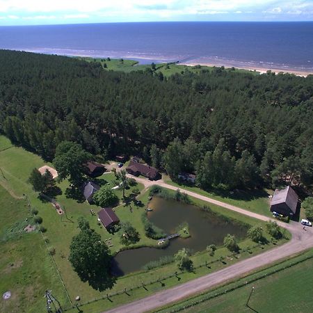 Vejavas Svētciems Esterno foto
